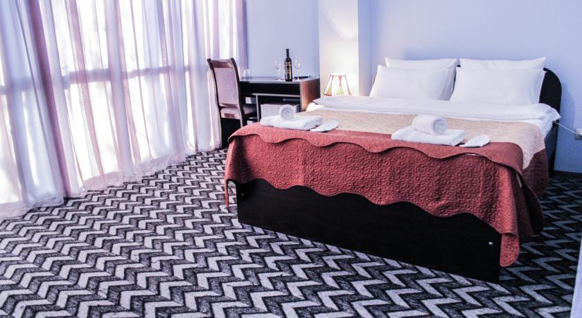 Royal Georgia Hotel Tbilisi ภายนอก รูปภาพ