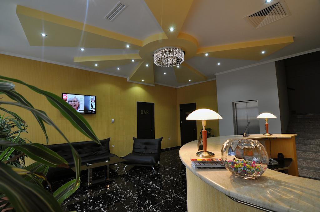Royal Georgia Hotel Tbilisi ภายนอก รูปภาพ