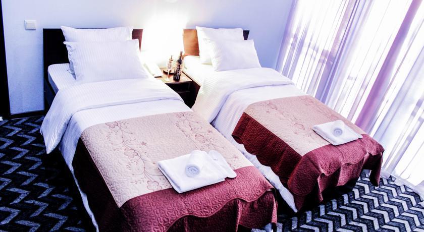 Royal Georgia Hotel Tbilisi ภายนอก รูปภาพ